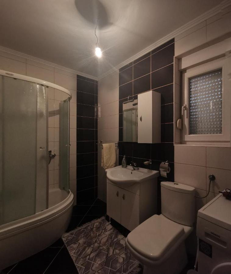 Apartman Anja เทรบินเย ภายนอก รูปภาพ