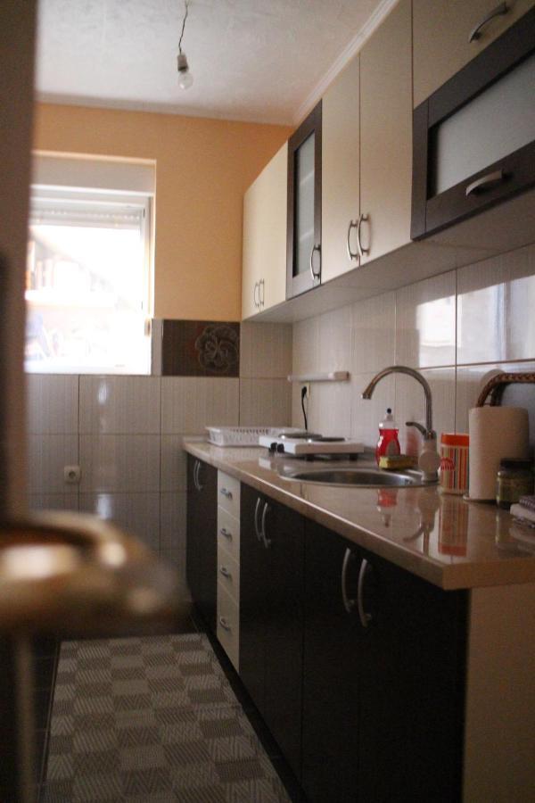 Apartman Anja เทรบินเย ภายนอก รูปภาพ