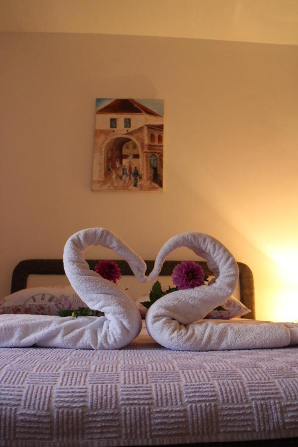Apartman Anja เทรบินเย ภายนอก รูปภาพ